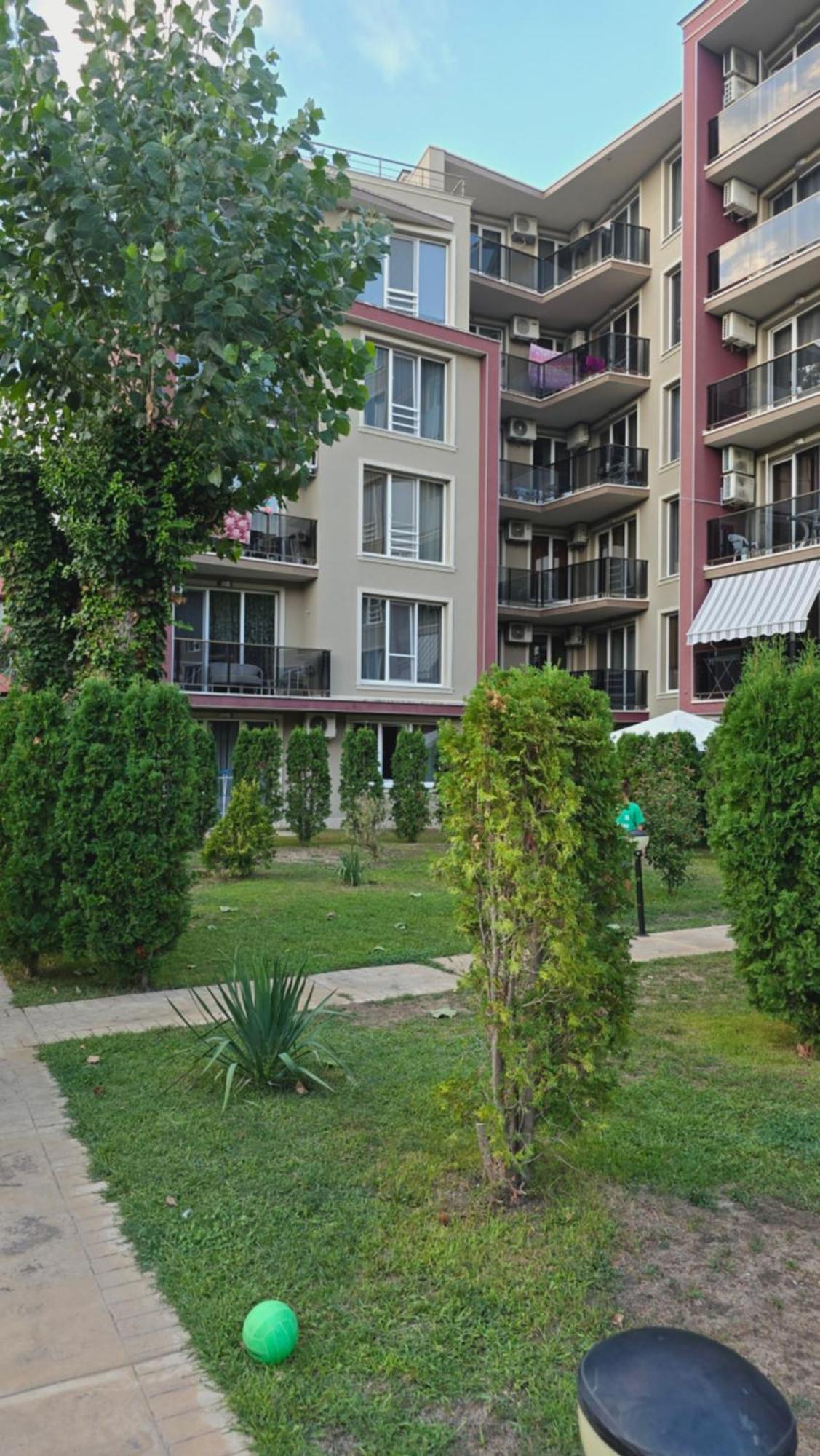 Уютные Апартаменты Vip Park Солнечный берег Экстерьер фото