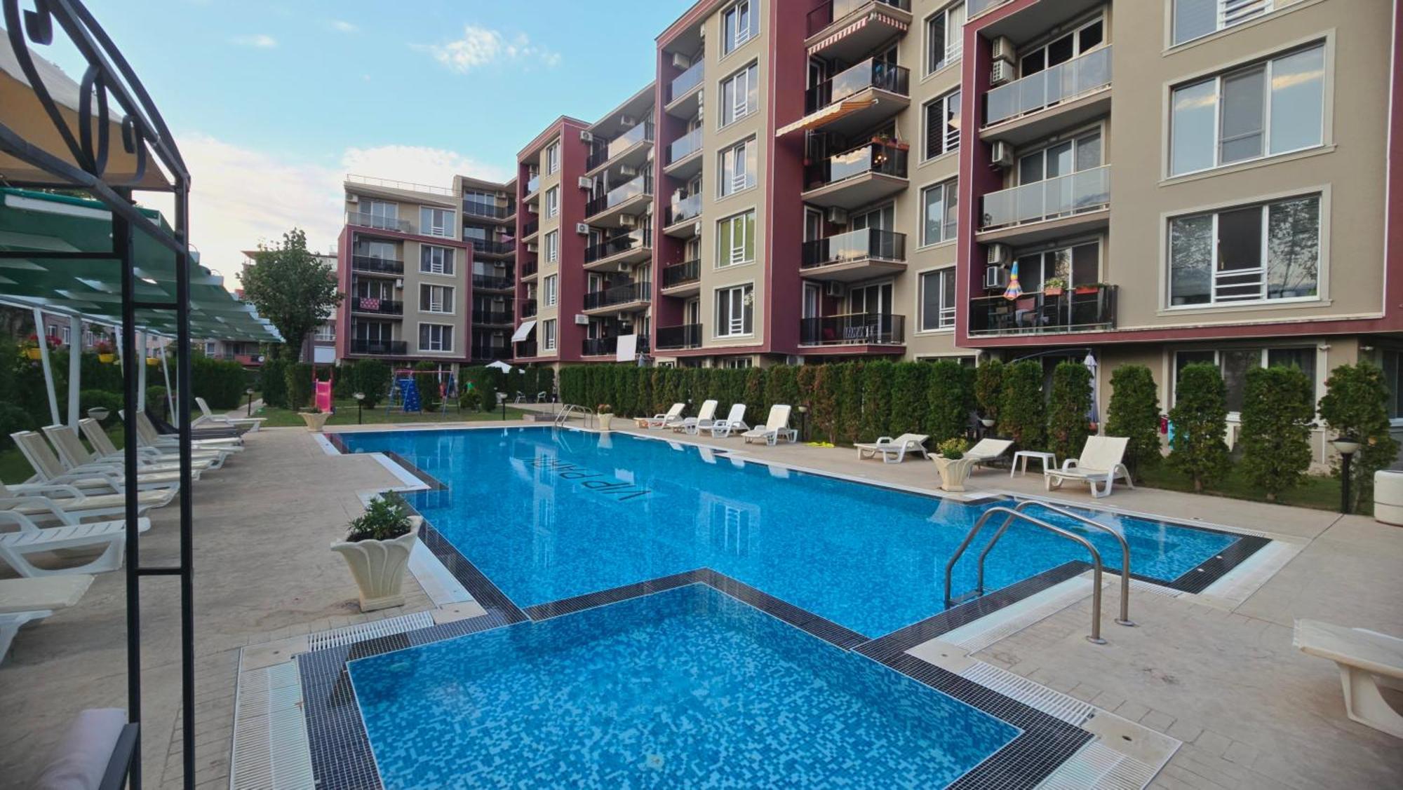 Уютные Апартаменты Vip Park Солнечный берег Экстерьер фото